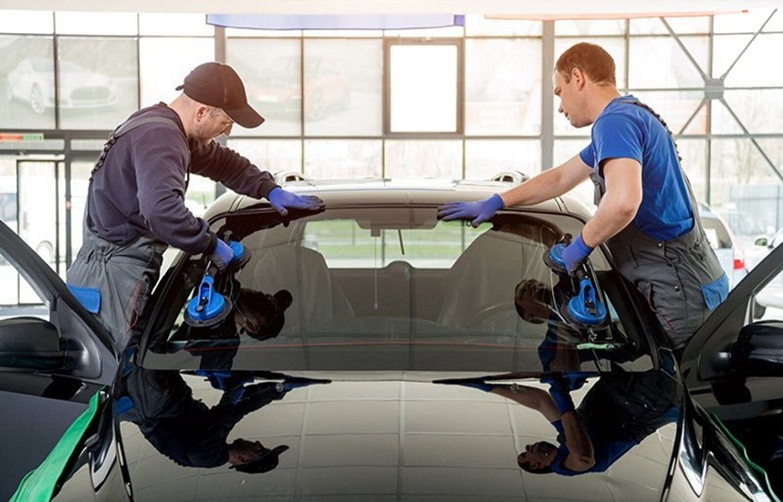 WINDSHIELD REPLACEMENT